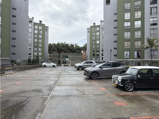 Apartamento de 5 alcobas en venta en Ciudad Salitre, Bogotá, 126 m² · foto 24 de 24