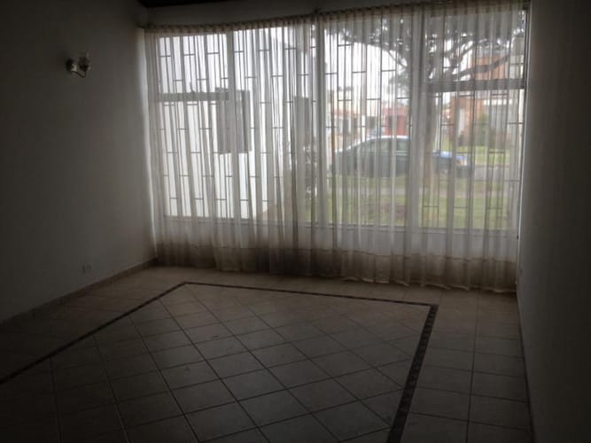 Casa de 4 alcobas en venta en Modelia, Bogotá, 168 m² · foto 3 de 9
