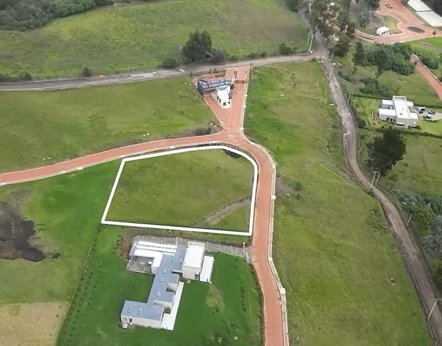 Lote en venta en Yerbabuena, Sopó, 2521 m² · foto 4 de 24