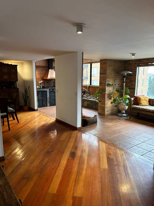 Apartamento de 3 alcobas en venta en Bella Suiza, Bogotá, 195 m² · foto 5 de 15