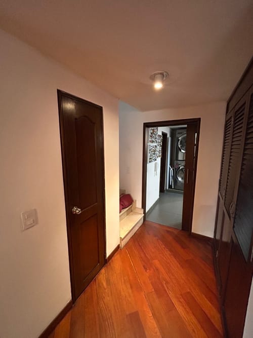 Apartamento de 3 alcobas en venta en Bella Suiza, Bogotá, 195 m² · foto 10 de 15