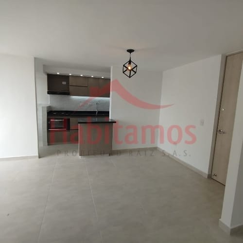 Apartamento de 3 alcobas en arriendo en Alto Del Medio, Rionegro, 60 m² · foto 3 de 16