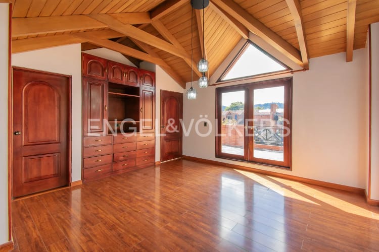 Casa de 4 alcobas en venta en Cr Los Nogales, Chía, 200 m² · foto 13 de 18