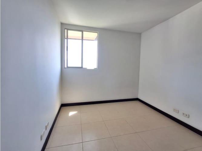 Apartamento de 3 alcobas en arriendo en Santa Catalina, Itagüí, 72 m² · foto 12 de 24