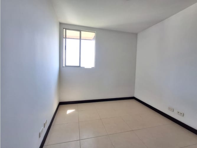 Apartamento de 3 alcobas en arriendo en Santa Catalina, Itagüí, 72 m² · foto 13 de 24