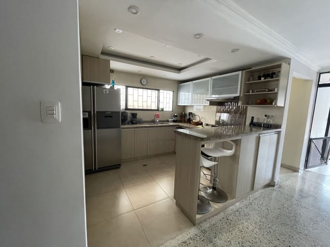 Casa de 6 alcobas en venta en Las Delicias, Barranquilla, 422 m² · foto 5 de 20
