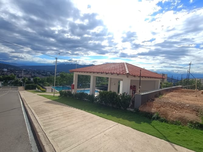 Casa de 2 alcobas en arriendo en La Floresta, Los Patios, 65 m² · foto 18 de 18
