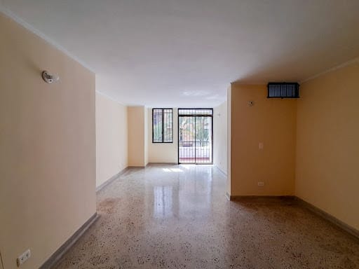 Apartamento de 3 alcobas en arriendo en El Portal, Envigado, 100 m² · foto 2 de 14