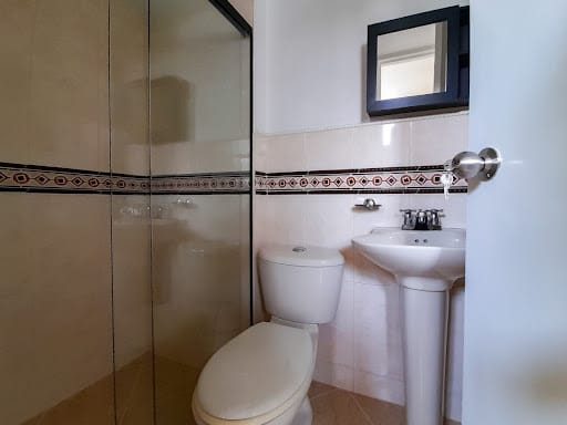 Apartamento de 3 alcobas en arriendo en El Portal, Envigado, 100 m² · foto 10 de 14