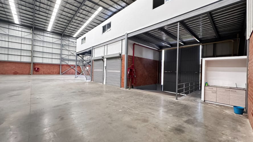 Bodega en arriendo en Acopi, Yumbo, 880 m² · foto 3 de 21