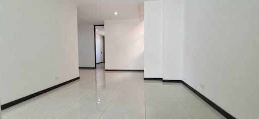Apartamento de 2 alcobas en arriendo en Estadio, Medellín, 76 m² · foto 4 de 15
