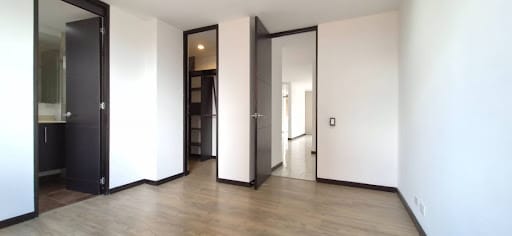 Apartamento de 2 alcobas en arriendo en Estadio, Medellín, 76 m² · foto 9 de 15