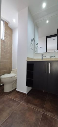 Apartamento de 2 alcobas en arriendo en Estadio, Medellín, 76 m² · foto 10 de 15
