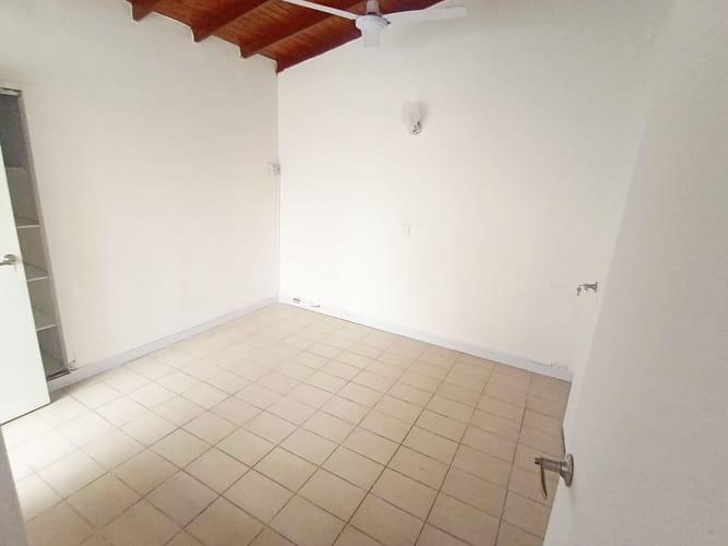 Apartamento de 1 alcoba en arriendo en Laureles, Medellín, 65 m² · foto 11 de 19