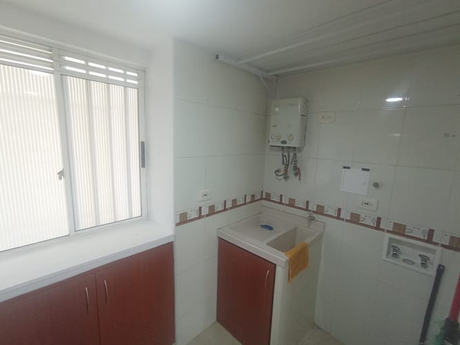 Apartamento de 3 alcobas en venta en Cañaveral, Floridablanca, 87 m² · foto 6 de 24
