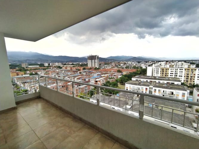 Apartamento de 3 alcobas en arriendo en Valle Del Lili, Cali, 79 m² · foto 2 de 24