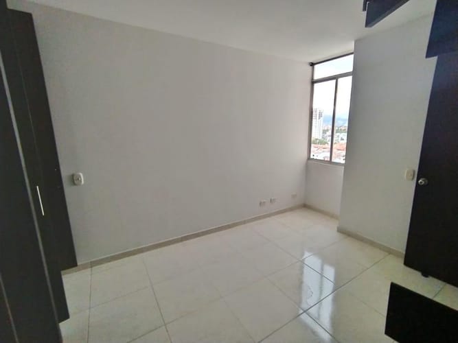Apartamento de 3 alcobas en arriendo en Valle Del Lili, Cali, 79 m² · foto 11 de 24