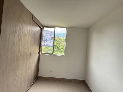 Apartamento de 3 alcobas en arriendo en San Antonio De Prado, Medellín, 44 m² · foto 4 de 9