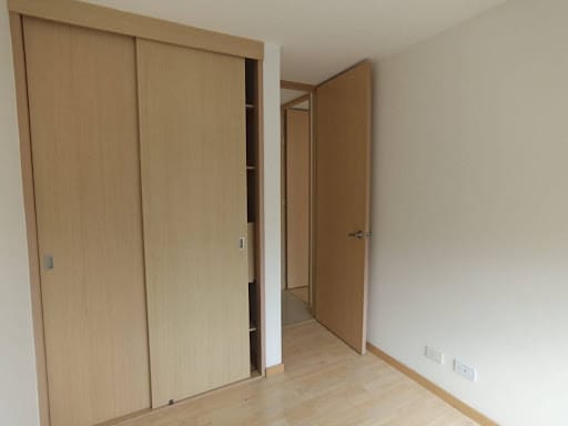 Apartamento de 2 alcobas en arriendo en Vía Las Palmas, Medellín, 68 m² · foto 11 de 15