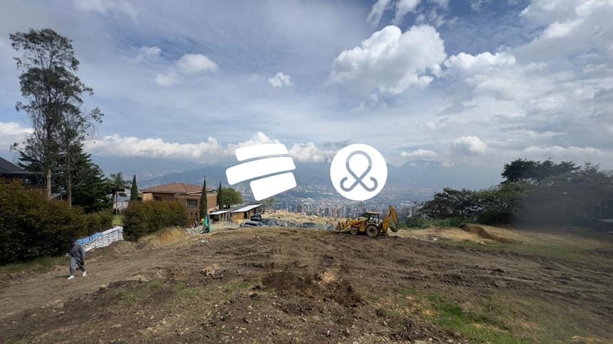 Lote en venta en Las Palmas, Medellín, 2177 m² · foto 2 de 7