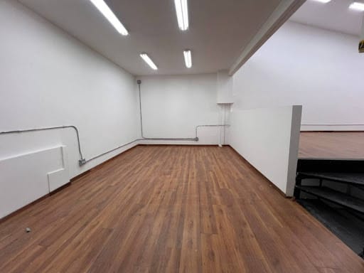 Local en arriendo en La Esmeralda, Itagüí, 240 m² · foto 5 de 13