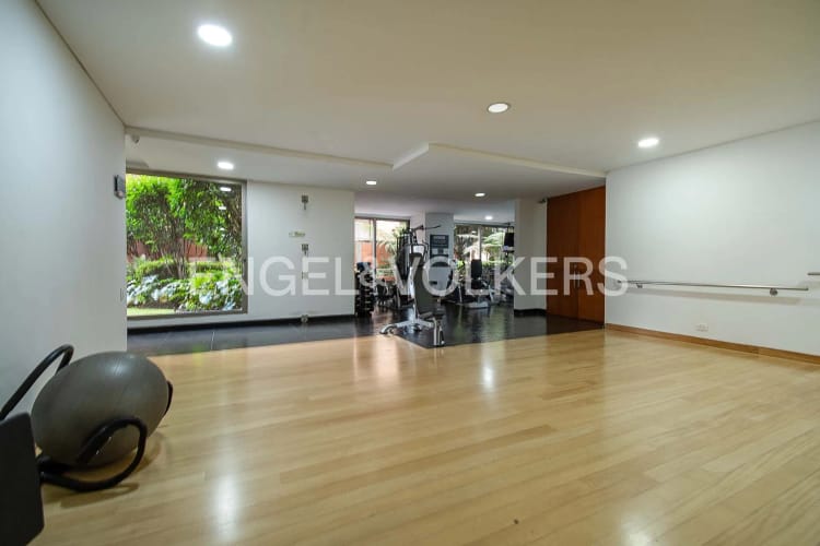 Apartamento en venta en Los Rosales, Bogotá · foto 22 de 24