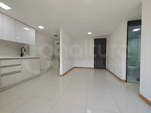 Apartamento de 3 alcobas en arriendo en Los Gomez, Itagüí, 60 m² · foto 3 de 14