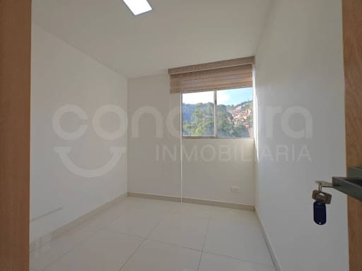 Apartamento de 3 alcobas en arriendo en Los Gomez, Itagüí, 60 m² · foto 12 de 14
