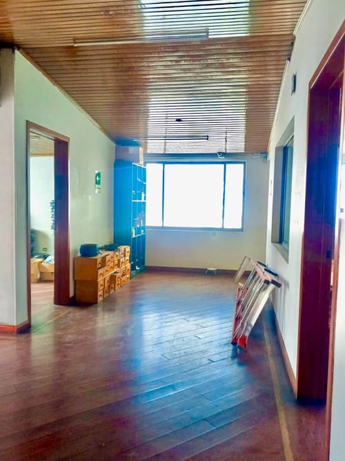 Casa de 8 alcobas en venta en Normandia, Bogotá, 507 m² · foto 16 de 23