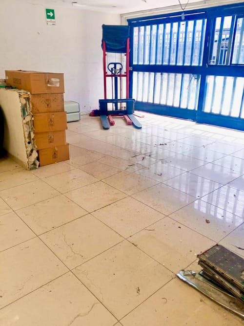 Casa de 8 alcobas en venta en Normandia, Bogotá, 507 m² · foto 15 de 23