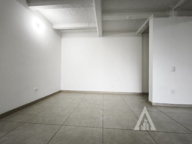 Apartamento de 2 alcobas en arriendo en Las Lomitas, Envigado, 60 m² · foto 9 de 15