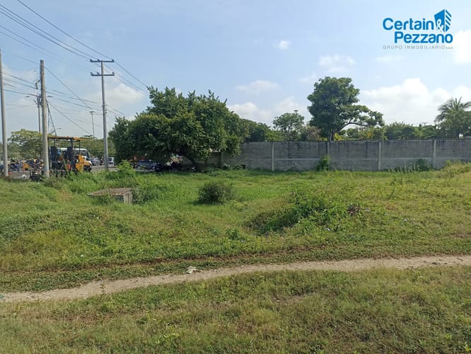Lote en arriendo en Villa San Pedro I, Barranquilla, 1744 m² · foto 8 de 24
