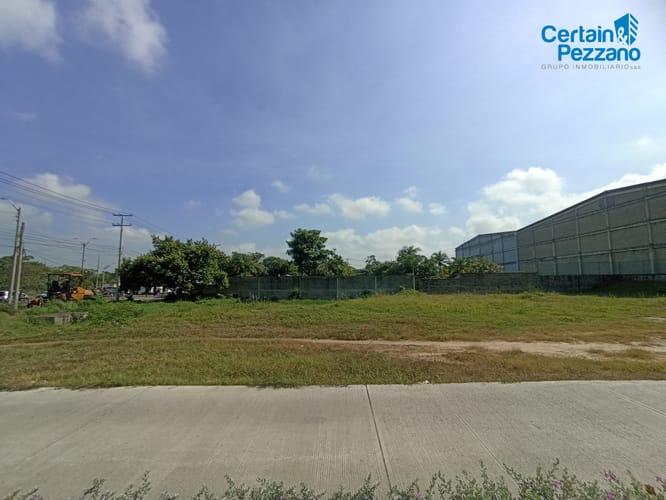 Lote en arriendo en Villa San Pedro I, Barranquilla, 1744 m² · foto 14 de 24