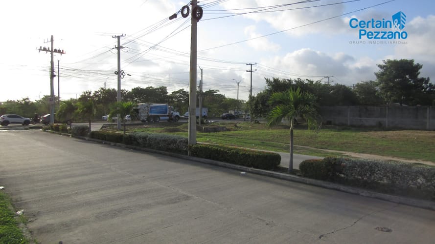 Lote en arriendo en Villa San Pedro I, Barranquilla, 1744 m² · foto 22 de 24