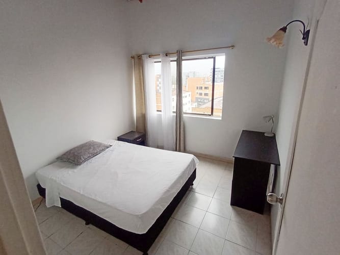 Apartamento de 2 alcobas en arriendo en Laureles, Medellín, 115 m² · foto 8 de 17