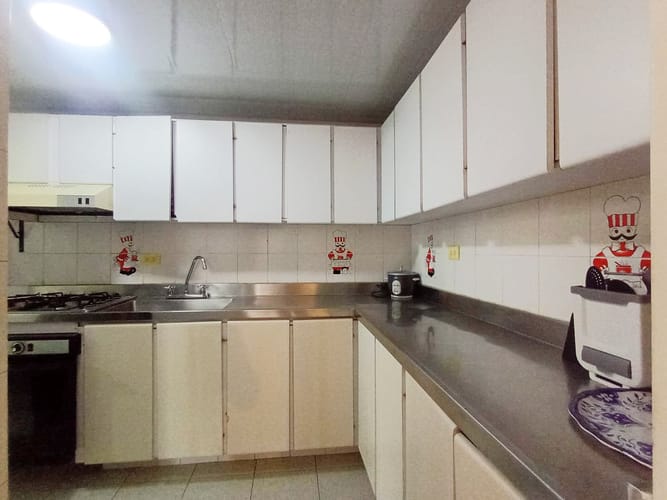 Apartamento de 2 alcobas en arriendo en Laureles, Medellín, 115 m² · foto 9 de 17
