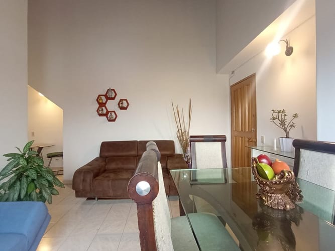 Apartamento de 2 alcobas en arriendo en Laureles, Medellín, 115 m² · foto 3 de 17