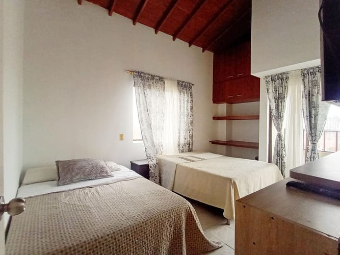 Apartamento de 2 alcobas en arriendo en Laureles, Medellín, 115 m² · foto 14 de 17