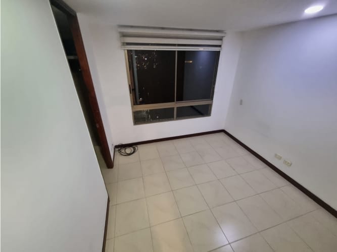 Apartamento de 3 alcobas en arriendo en Los Parra, Medellín, 140 m² · foto 7 de 13