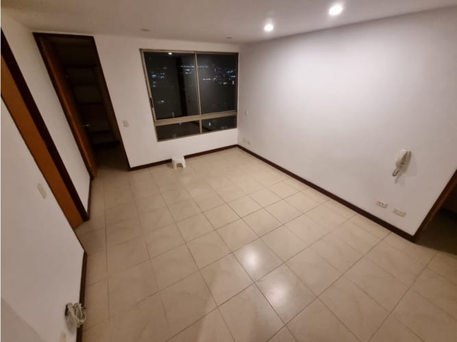 Apartamento de 3 alcobas en arriendo en Los Parra, Medellín, 140 m² · foto 10 de 13