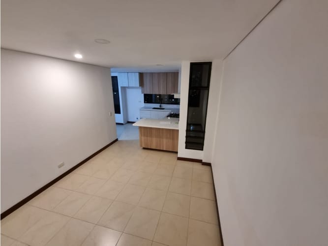 Apartamento de 3 alcobas en arriendo en Los Parra, Medellín, 140 m² · foto 11 de 13