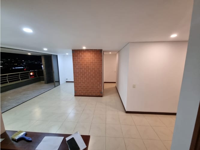 Apartamento de 3 alcobas en arriendo en Los Parra, Medellín, 140 m² · foto 13 de 13