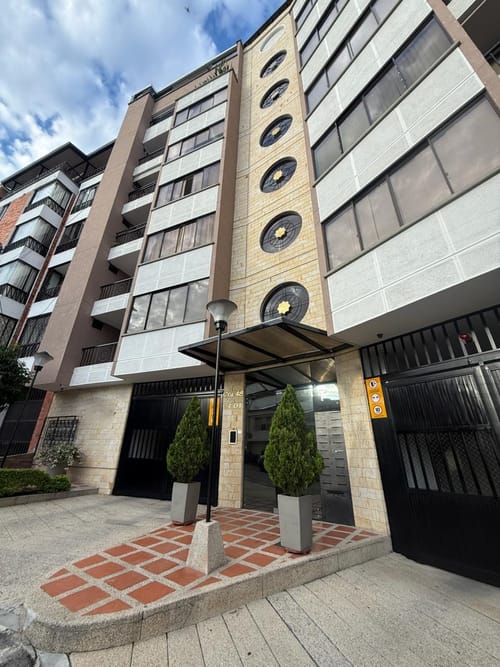 Apartamento de 4 alcobas en venta en La Floresta, Bucaramanga, 190 m² · foto 7 de 18