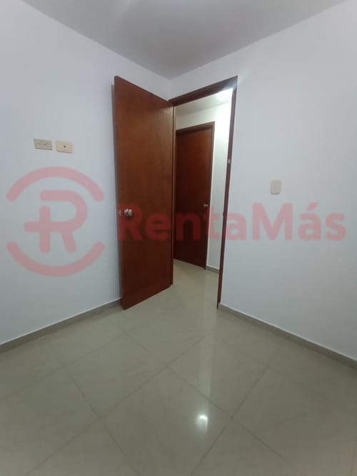 Apartamento de 3 alcobas en arriendo en Patios Centro, Los Patios, 43 m² · foto 12 de 15