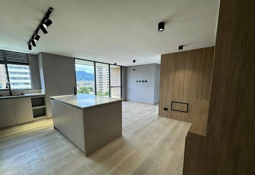 Apartamento de 3 alcobas en arriendo en Ciudad Del Río, Medellín, 78 m² · foto 4 de 19