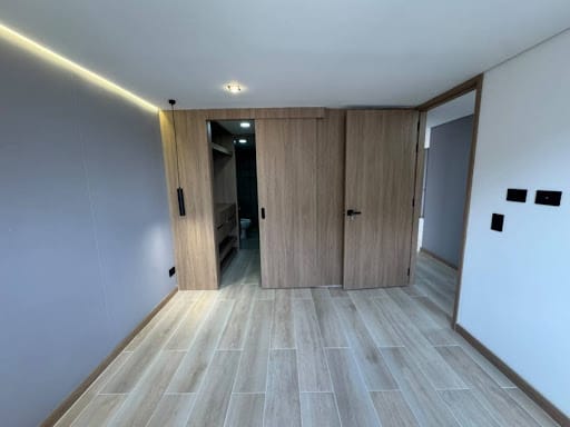 Apartamento de 3 alcobas en arriendo en Ciudad Del Río, Medellín, 78 m² · foto 10 de 19