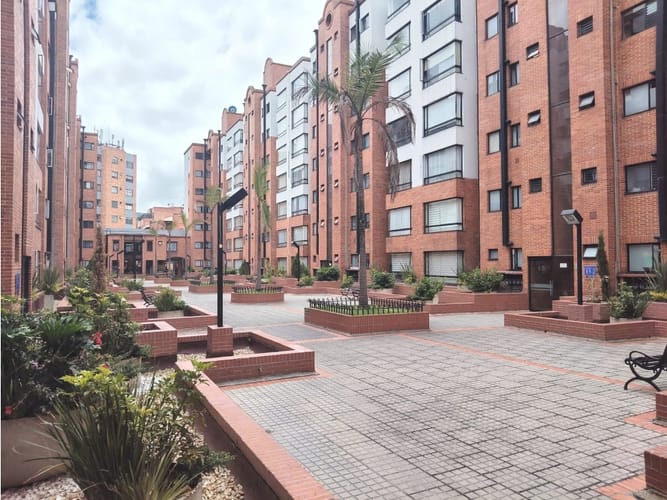Apartamento de 3 alcobas en venta en El Recreo De Los Frailes, Bogotá, 100 m² · foto 2 de 24
