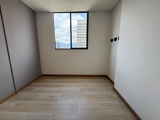 Apartamento de 3 alcobas en arriendo en Ciudad Del Río, Medellín, 78 m² · foto 13 de 19