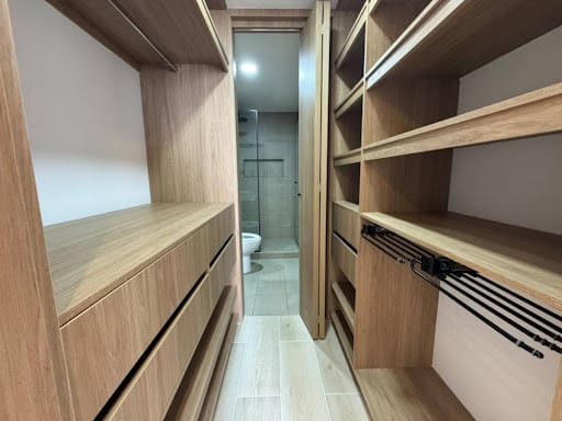 Apartamento de 3 alcobas en arriendo en Ciudad Del Río, Medellín, 78 m² · foto 16 de 19