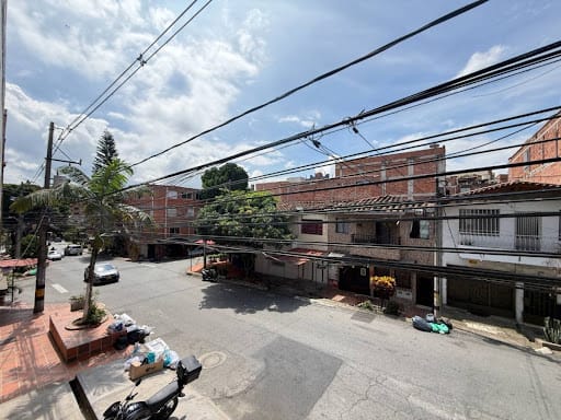 Apartamento de 3 alcobas en arriendo en Santa Mónica, Medellín, 80 m² · foto 14 de 15